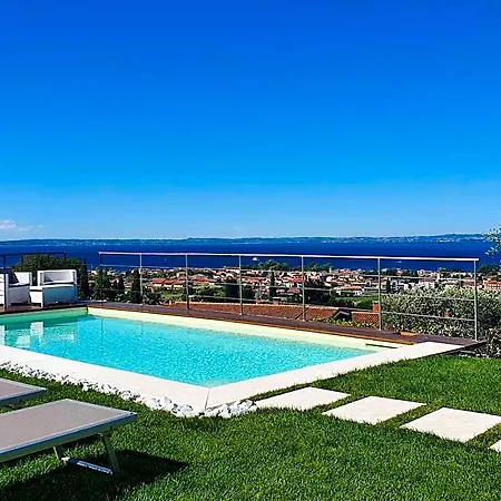 Bed & Breakfast Corte Frisonai 4*